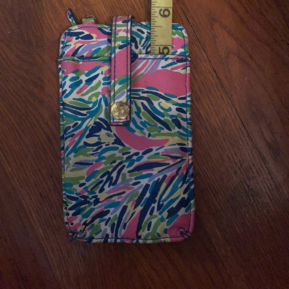 Lilly Pulitzer phone wallet Crossbody chain - Picture 11 of 11